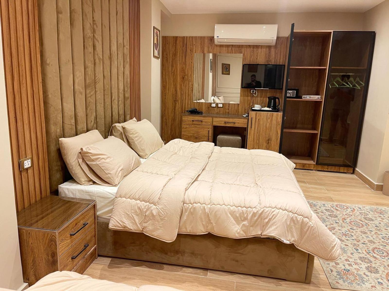 Mirage Pyramids View Hotel Nazlet el-Sîsi エクステリア 写真