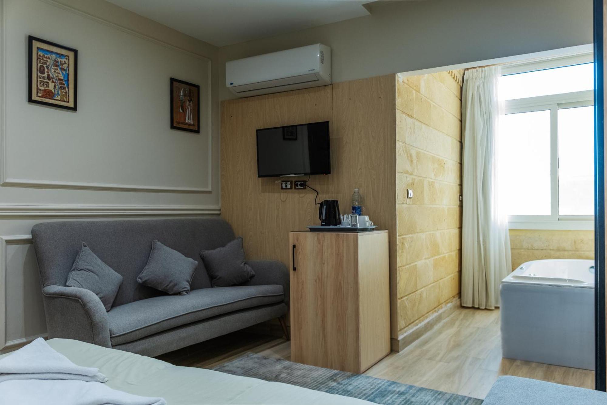 Mirage Pyramids View Hotel Nazlet el-Sîsi エクステリア 写真